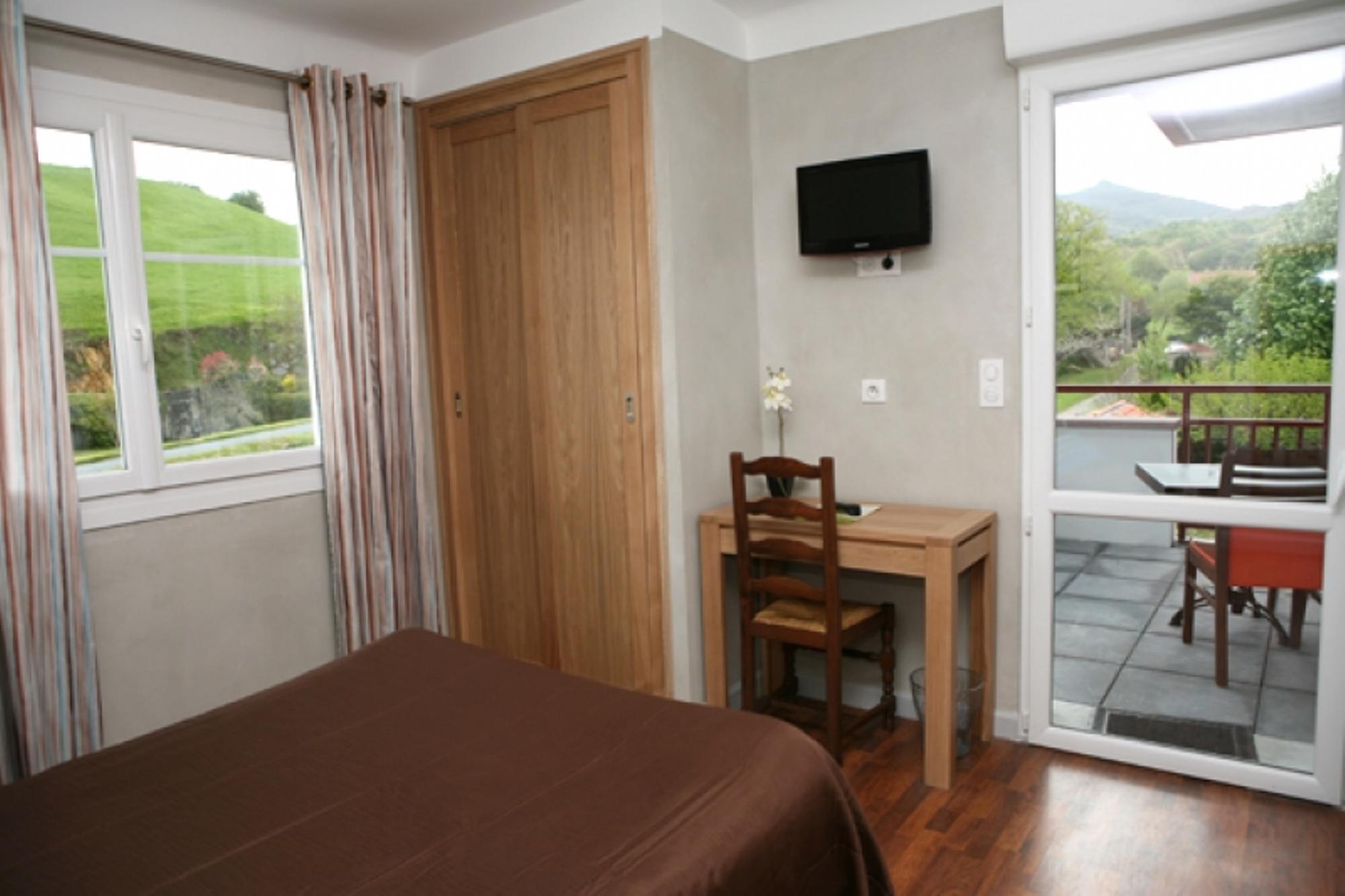 Logis Hotel Ur-Hegian Aïnhoa Exteriér fotografie