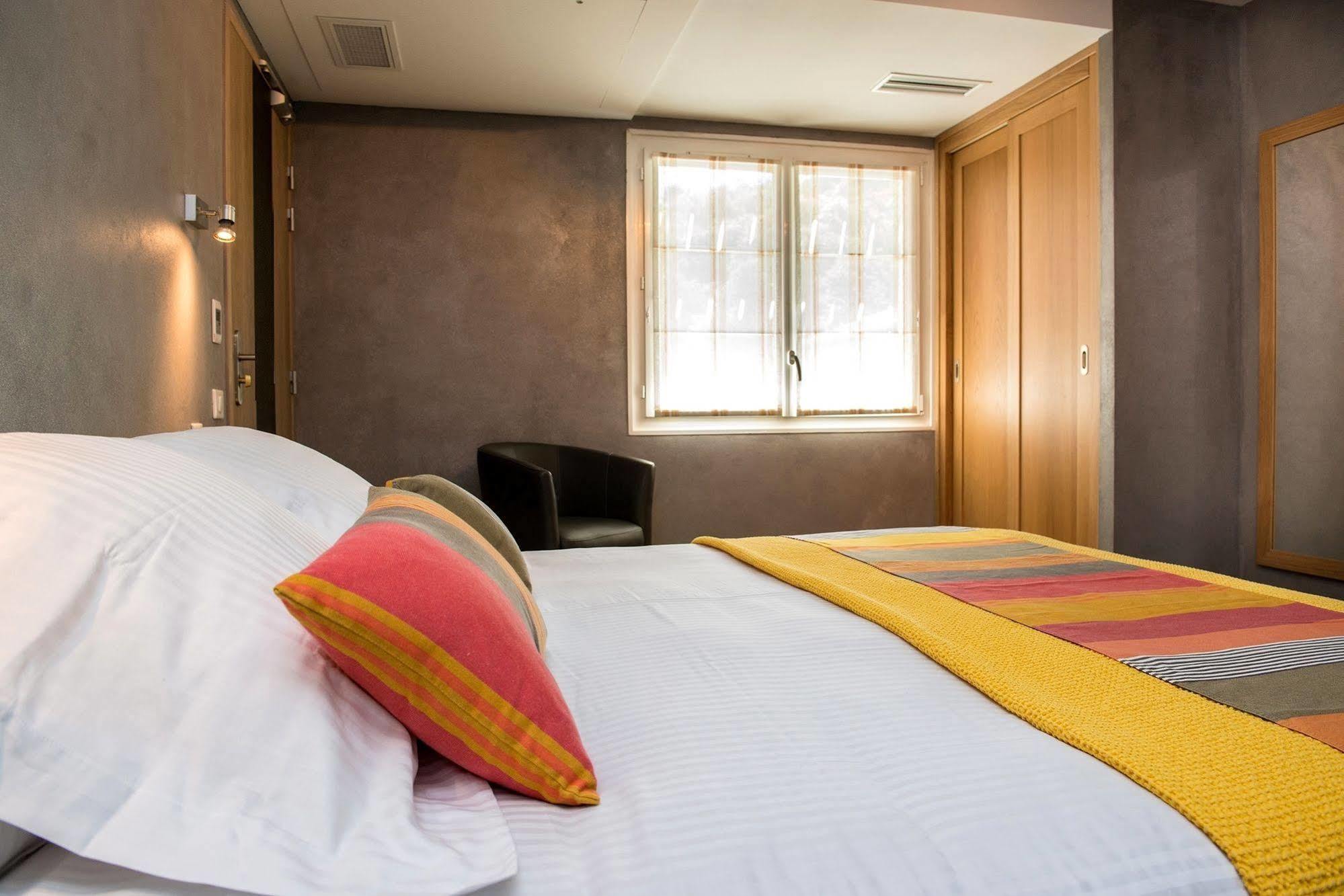 Logis Hotel Ur-Hegian Aïnhoa Exteriér fotografie