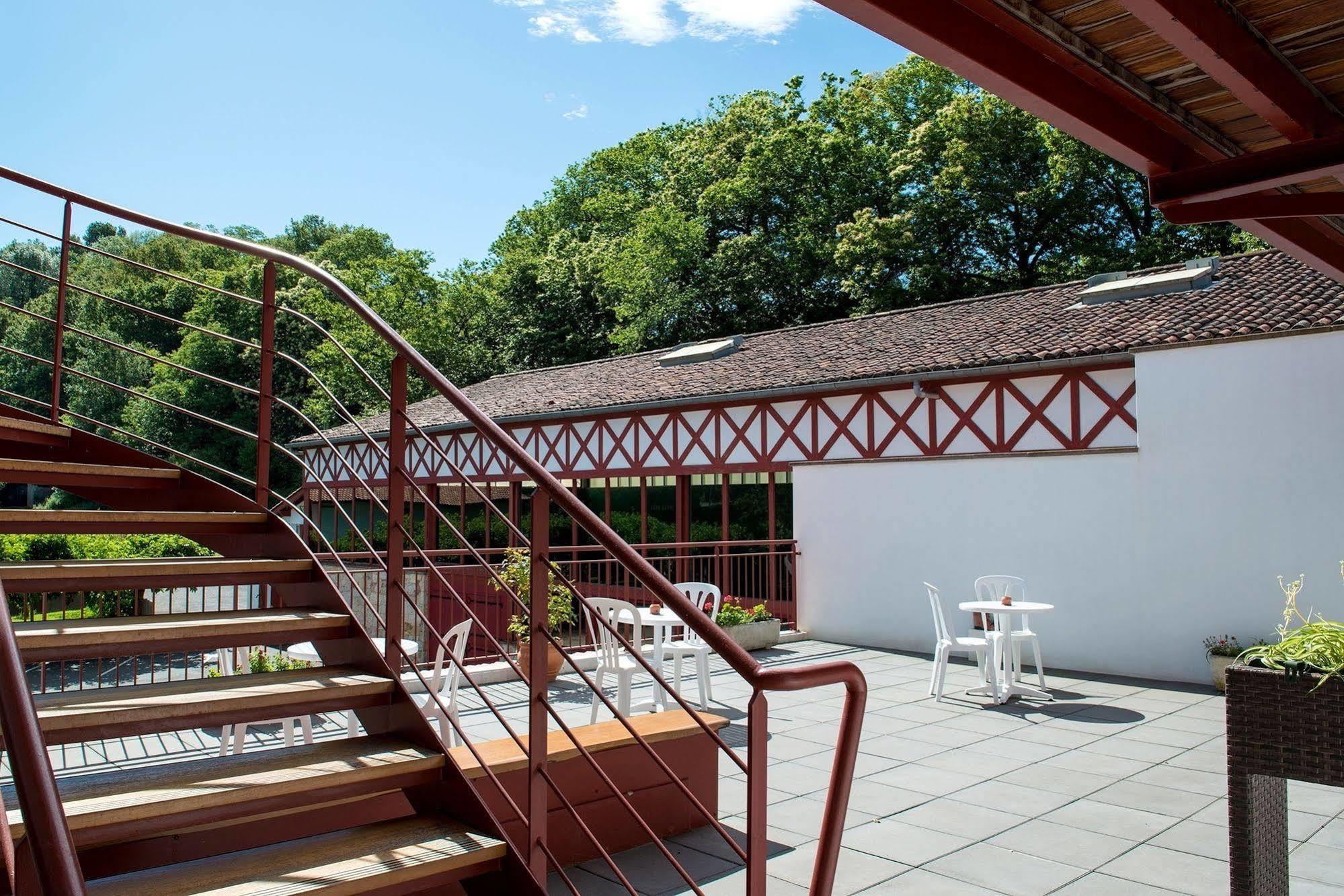 Logis Hotel Ur-Hegian Aïnhoa Exteriér fotografie